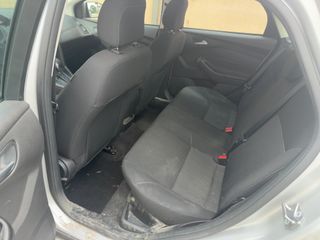 2018 Ford Focus SE - Interior Rear Seat Image